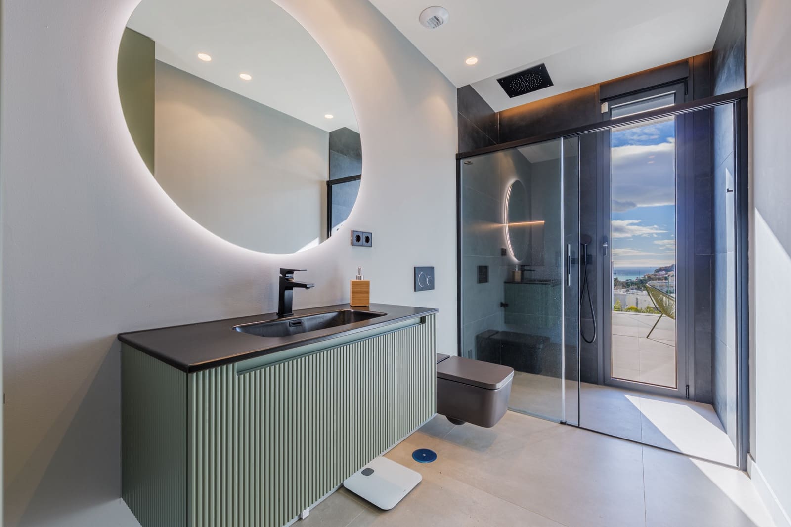 Chalet de 3 habitaciones en Málaga ciudad en venta con piscina garaje - 3.000.000 € (Ref: 9557767)