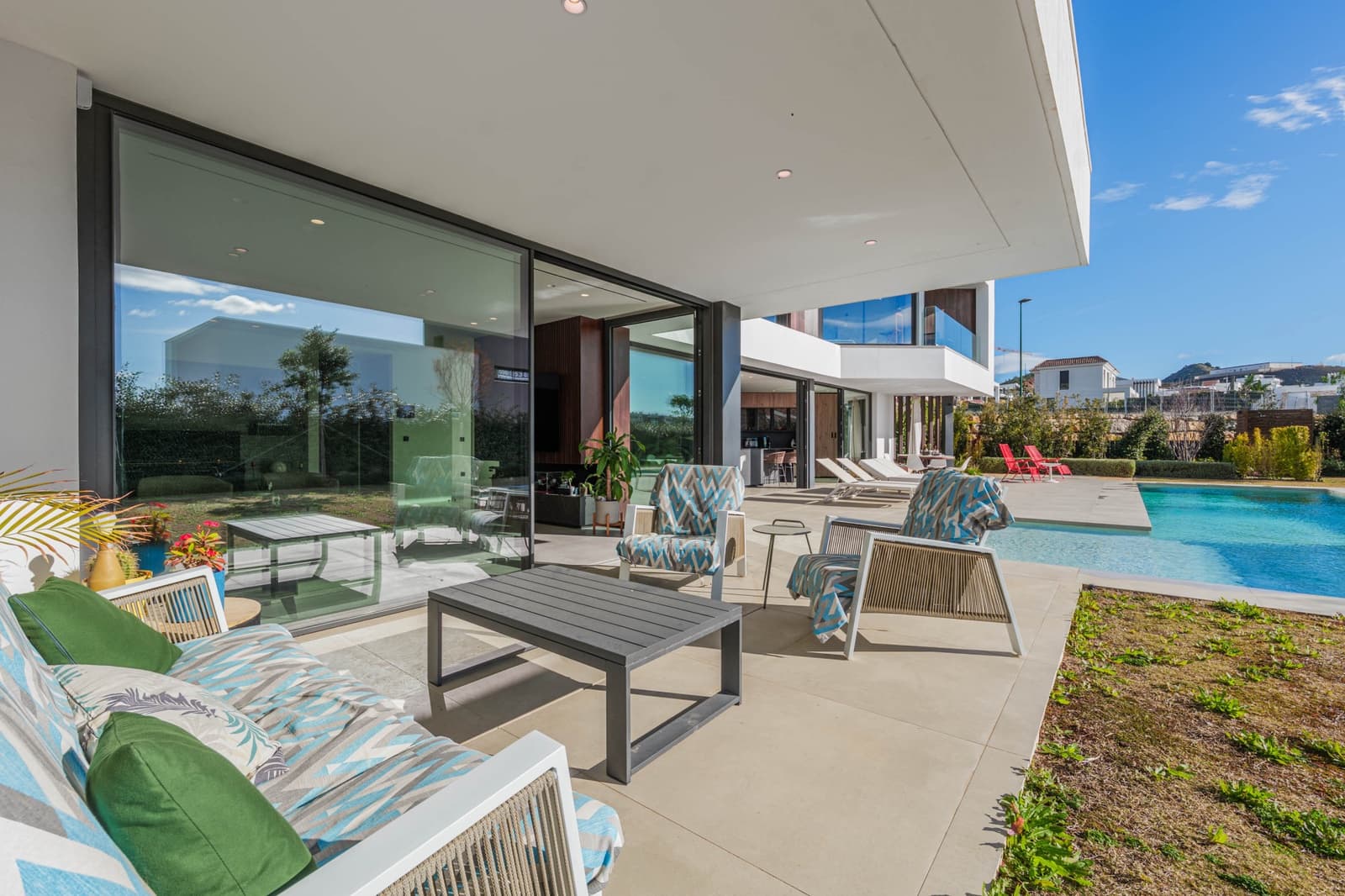 3 Zimmer Villa zu verkaufen in Malaga Stadt mit Pool Garage - 3.000.000 € (Ref: 9557767)