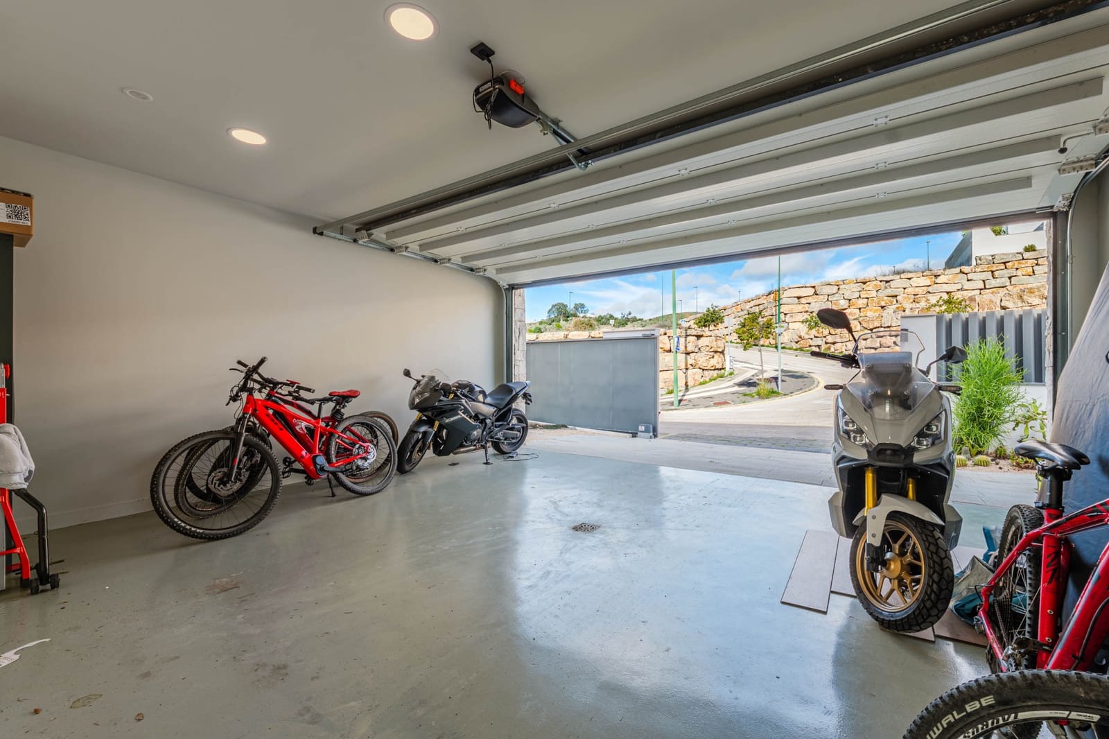 3 Zimmer Villa zu verkaufen in Malaga Stadt mit Pool Garage - 3.000.000 € (Ref: 9557767)