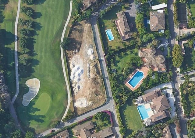 Terrain à Bâtir à vendre à Guadalmina Baja, Marbella - 3 000 000 € (Ref: 9561431)
