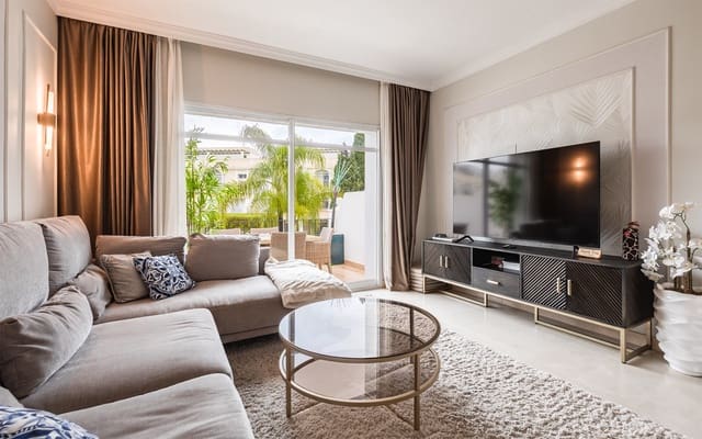 3 soveværelse Lejlighed til salg i Marbella med swimmingpool garage - € 925.000 (Ref: 9564859)