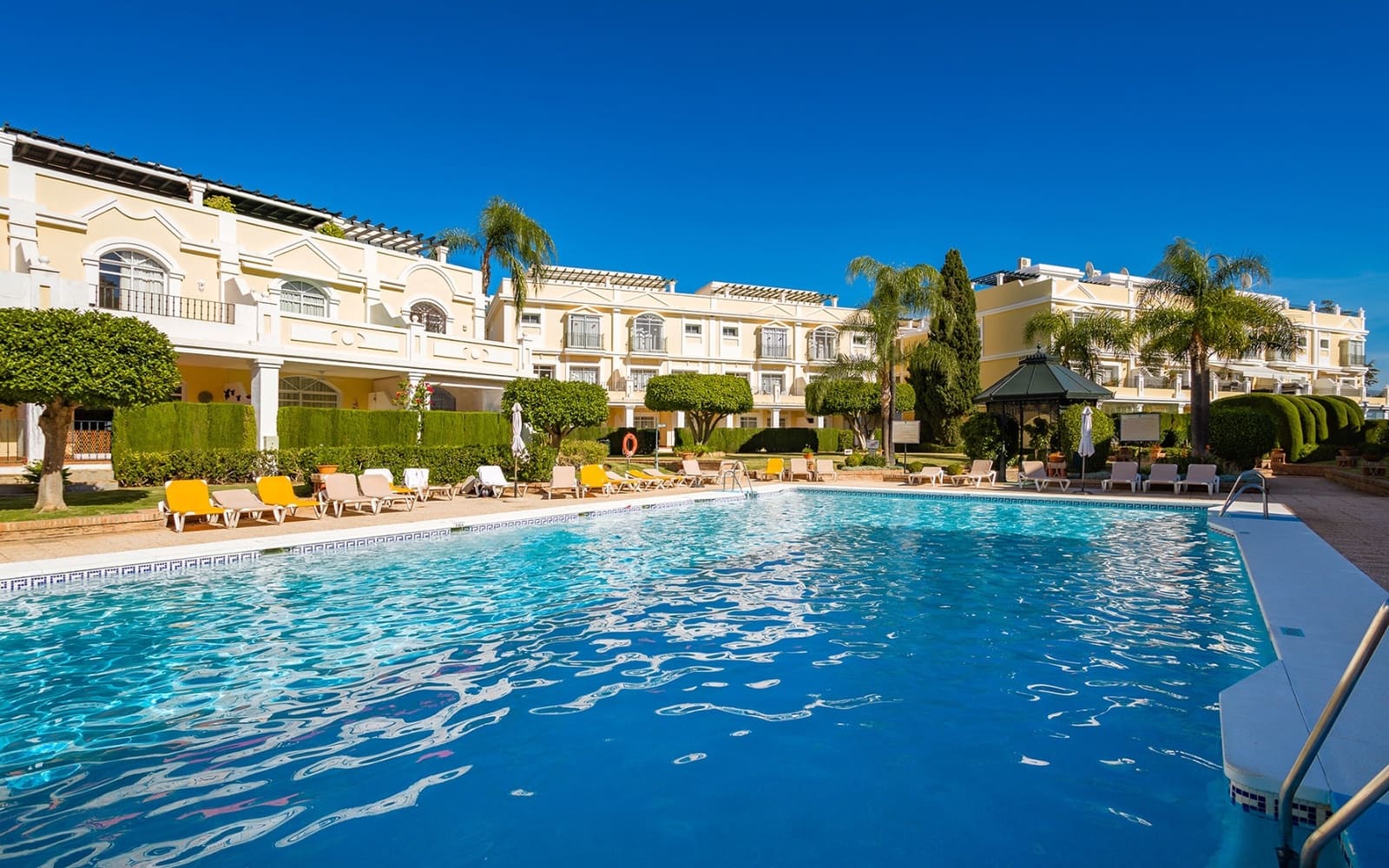 3 soveværelse Lejlighed til salg i Marbella med swimmingpool garage - € 925.000 (Ref: 9564859)