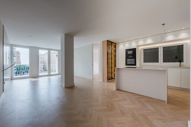 3 sovrum Lägenhet till salu i La Malagueta, Málaga stad - 890 000 € (Ref: 9564861)