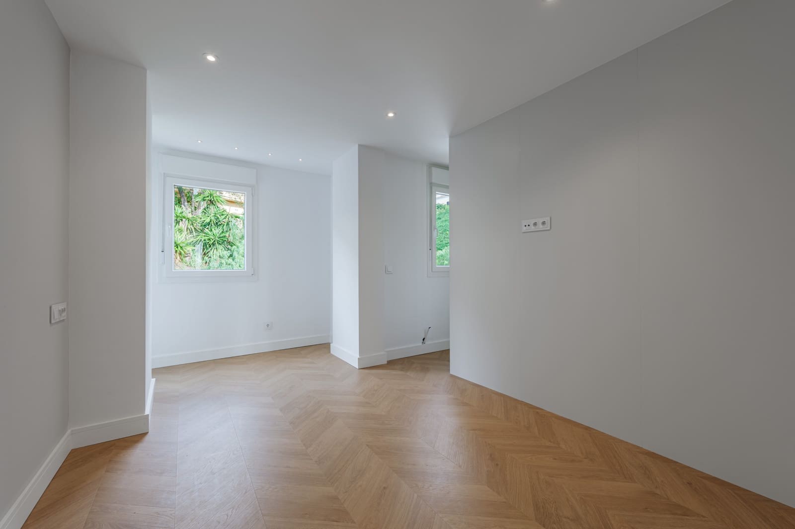 2 bedroom Apartment for sale in Malaga city - € 930,000 (Ref: 9564862)