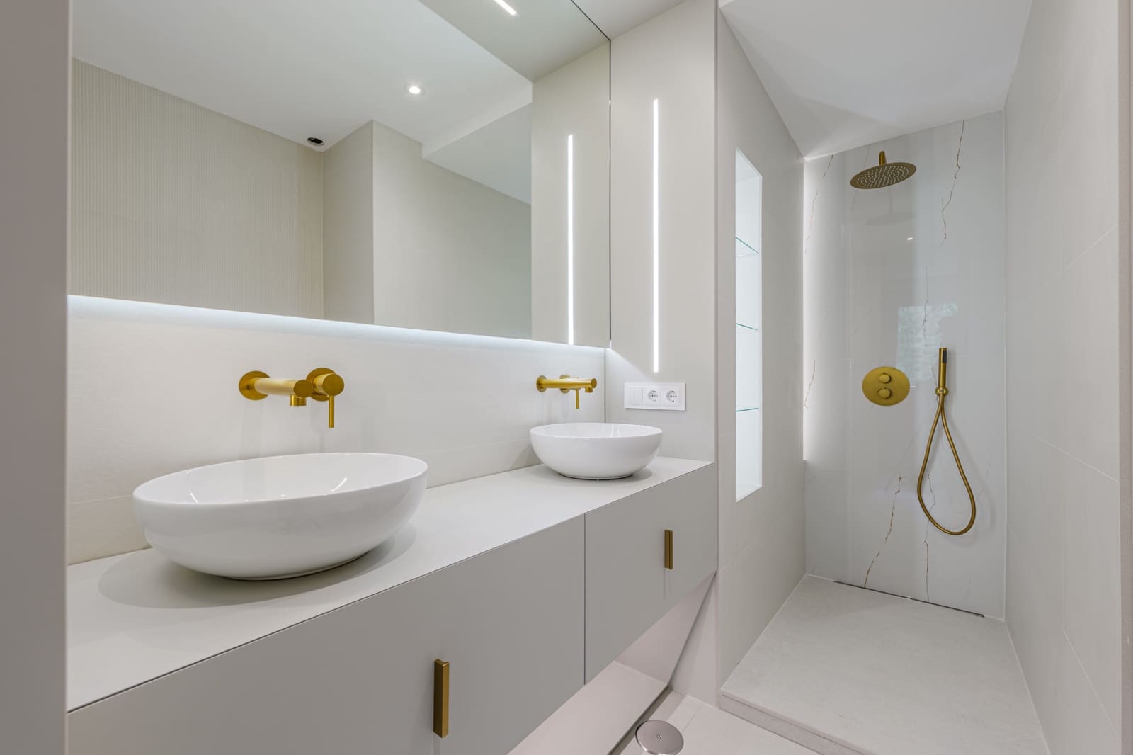 2 bedroom Apartment for sale in Malaga city - € 930,000 (Ref: 9564862)