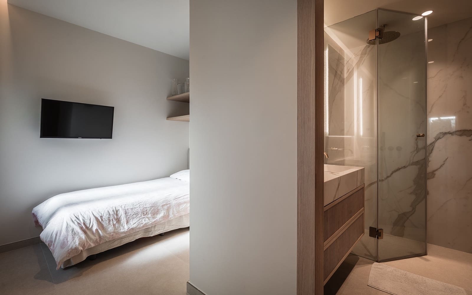 Apartamento de 4 habitaciones en Marbella en venta con piscina garaje - 3.995.000 € (Ref: 9570826)