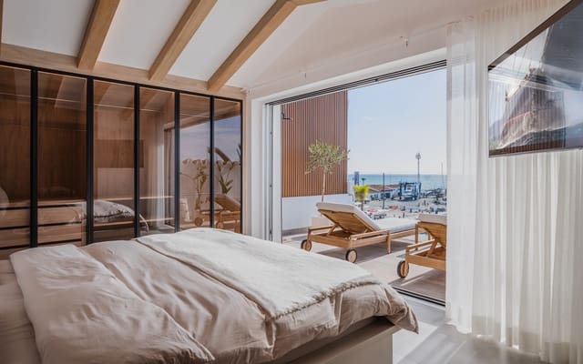 4 sovrum Takvåning till salu i Puerto Banus, Marbella - 3 750 000 € (Ref: 9590842)