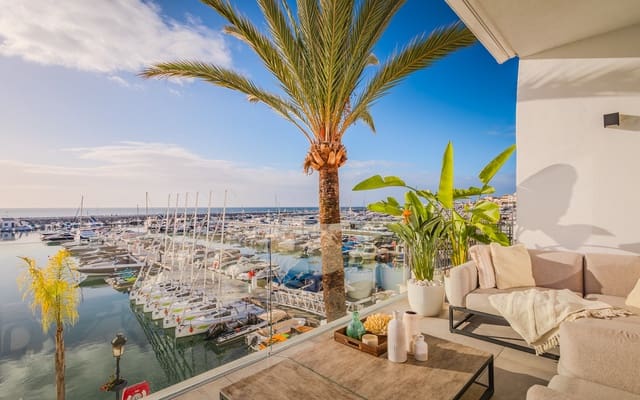 4 soverom Penthouse til salgs i Puerto Banus, Marbella - € 3 750 000 (Ref: 9590842)