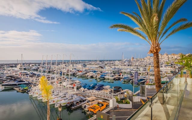 4 soverom Penthouse til salgs i Puerto Banus, Marbella - € 3 750 000 (Ref: 9590842)