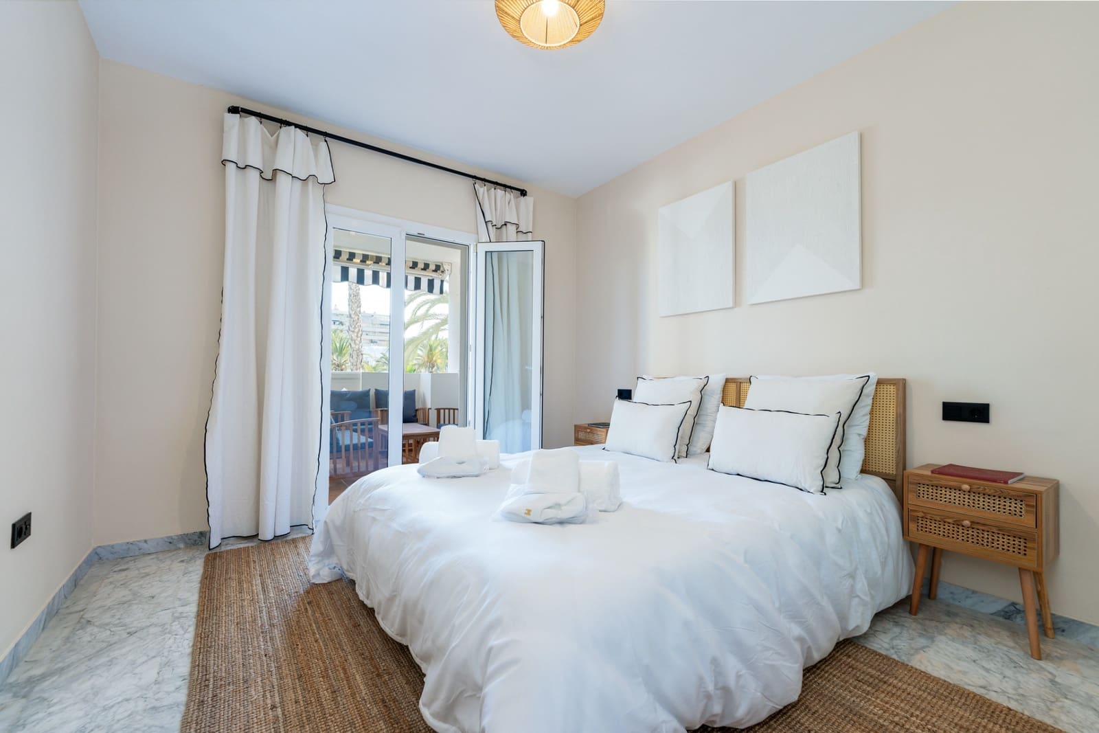 4 quarto Apartamento para venda em Marbella com piscina garagem - 1 595 000 € (Ref: 9590847)