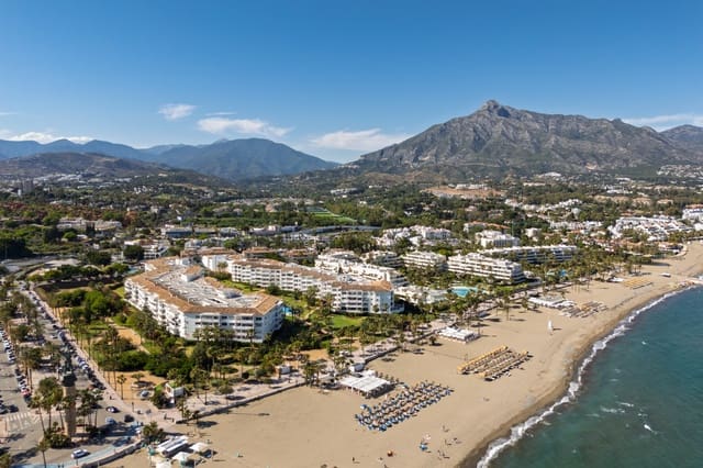 4 slaapkamer Appartement te koop in Marbella met zwembad garage - € 1.595.000 (Ref: 9590847)
