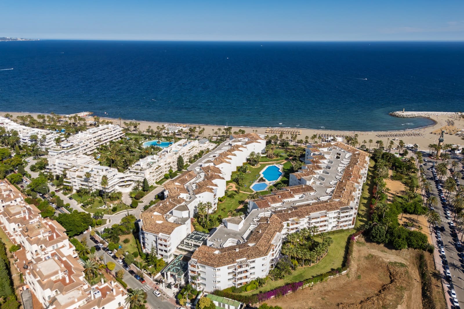 4 quarto Apartamento para venda em Marbella com piscina garagem - 1 595 000 € (Ref: 9590847)