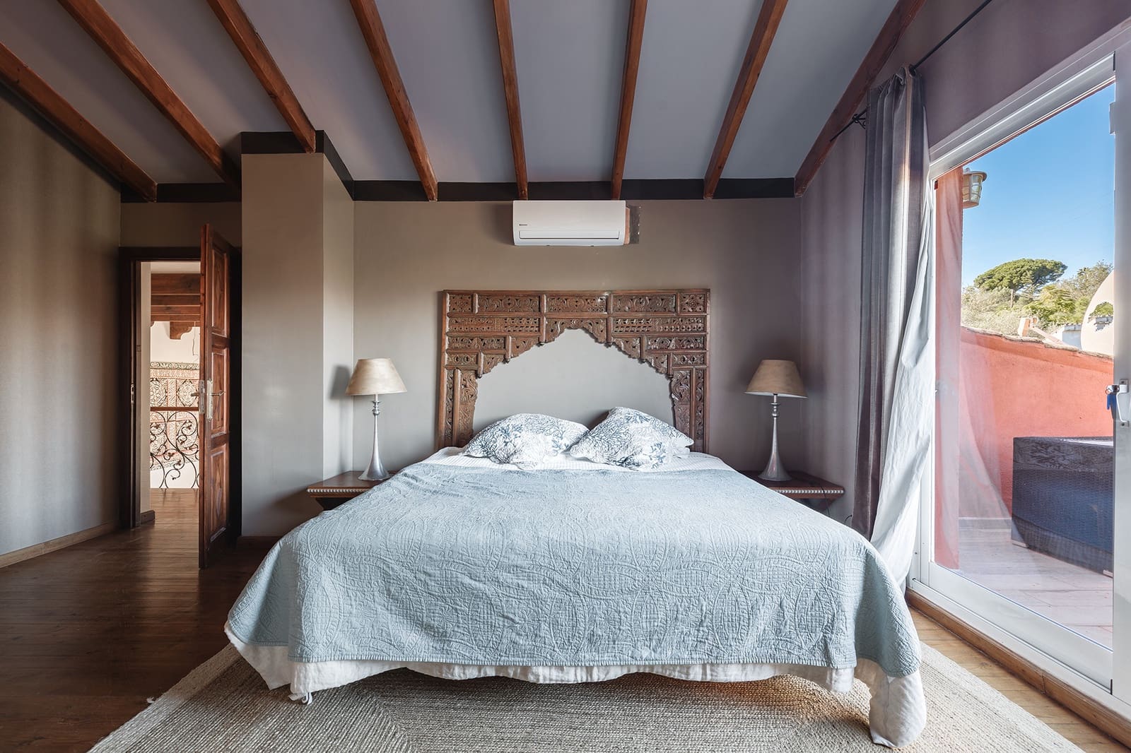 5 bedroom Villa for sale in Marbella with pool garage - € 2,295,000 (Ref: 9590848)