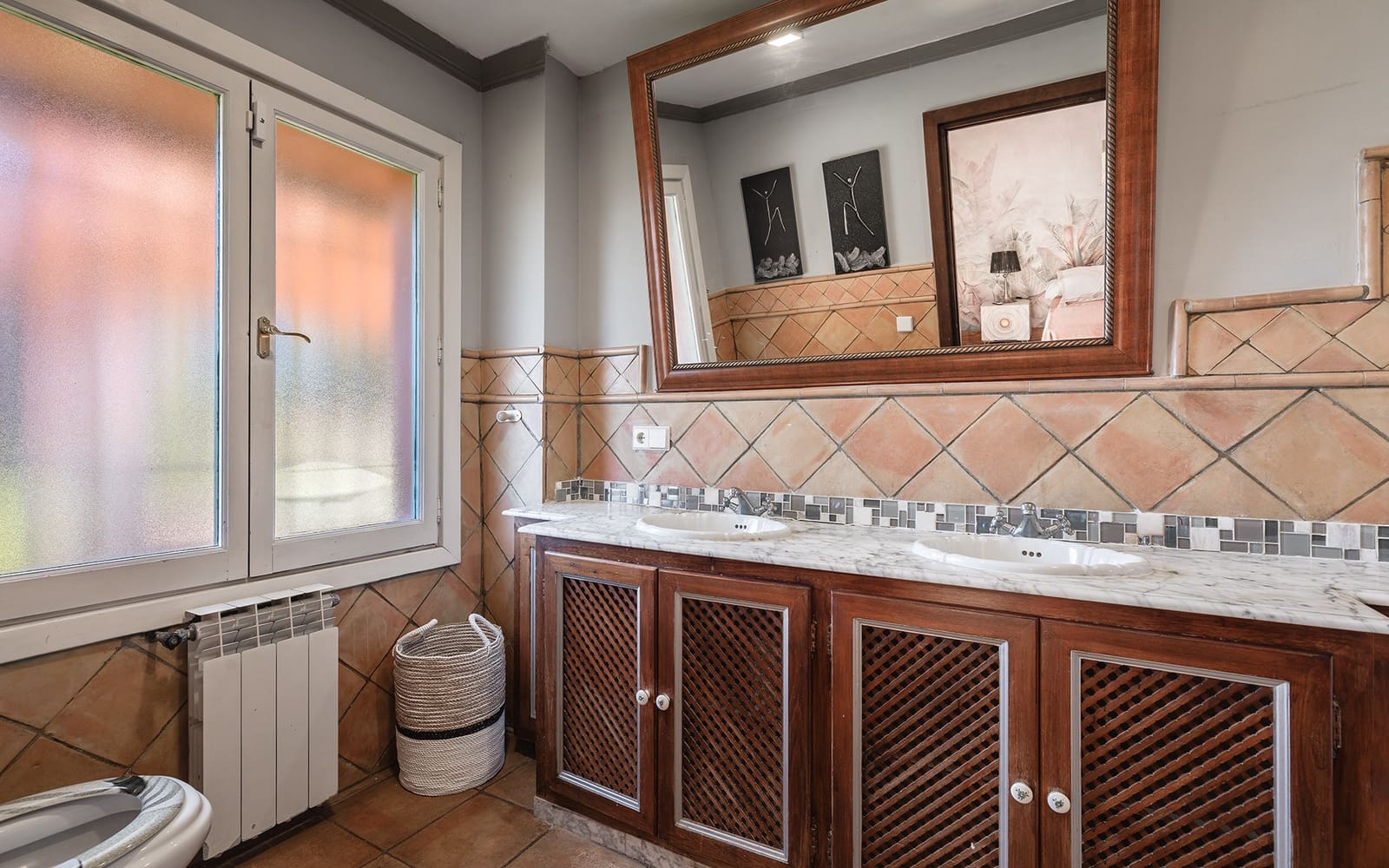 5 soverom Villa til salgs i Marbella med svømmebasseng garasje - € 2 295 000 (Ref: 9590848)