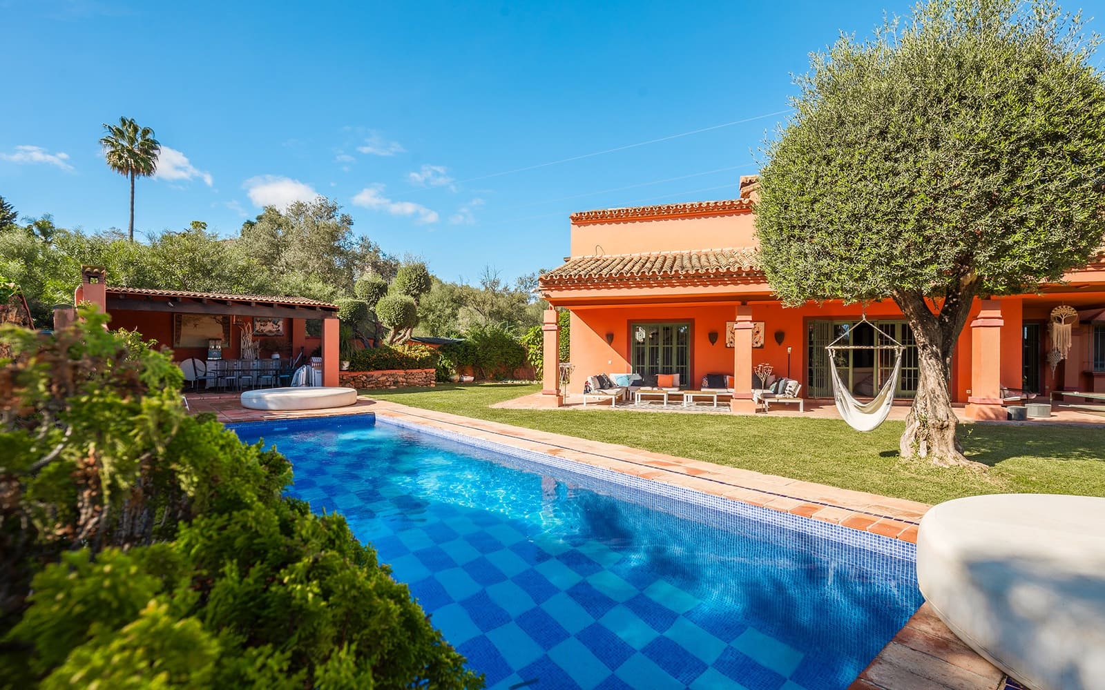 5 soverom Villa til salgs i Marbella med svømmebasseng garasje - € 2 295 000 (Ref: 9590848)