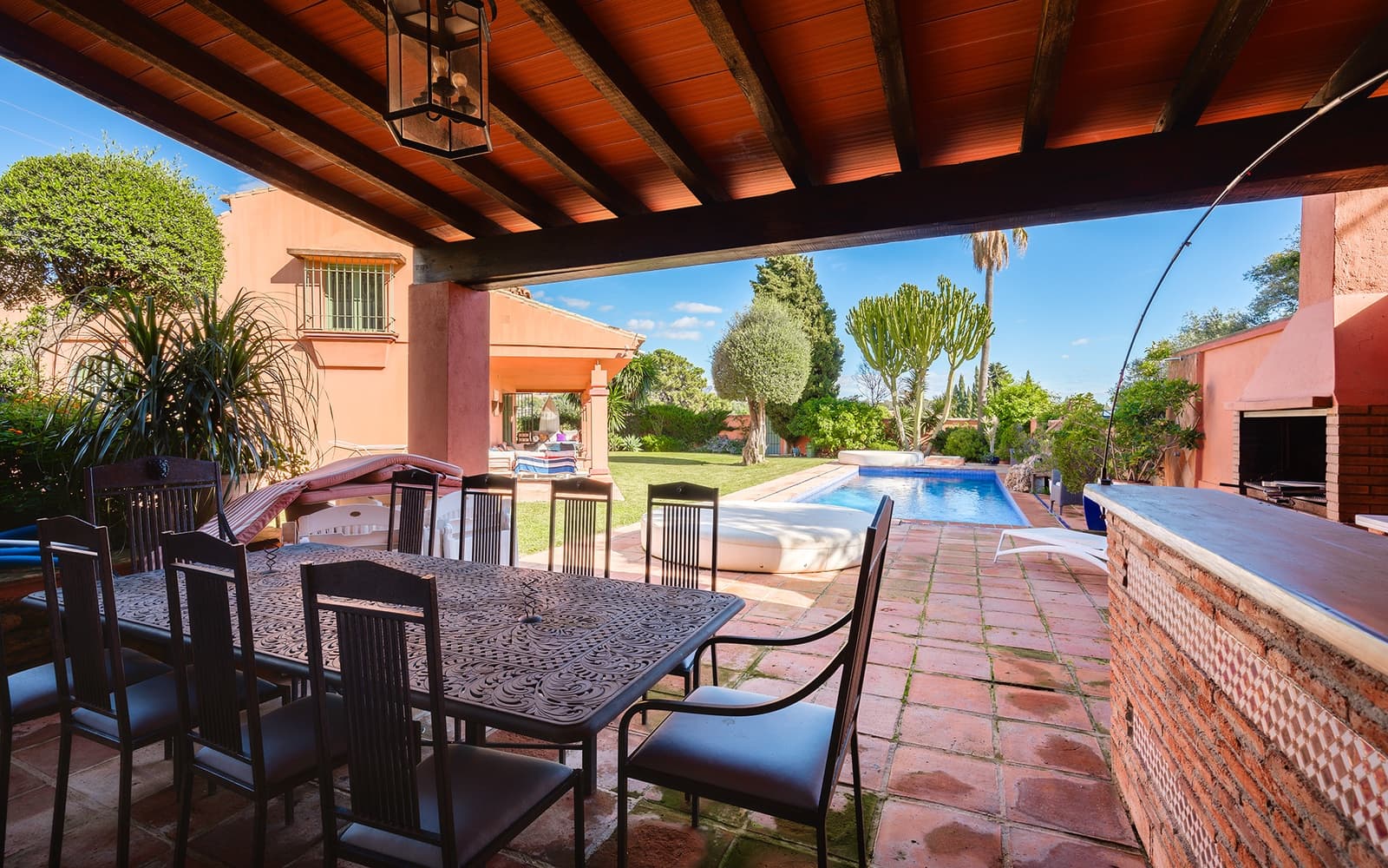5 soverom Villa til salgs i Marbella med svømmebasseng garasje - € 2 295 000 (Ref: 9590848)