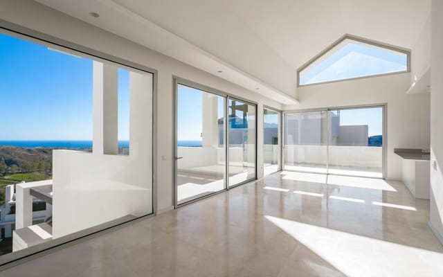 4 quarto Penthouse para venda em Benahavís com piscina - 1 400 000 € (Ref: 9594798)