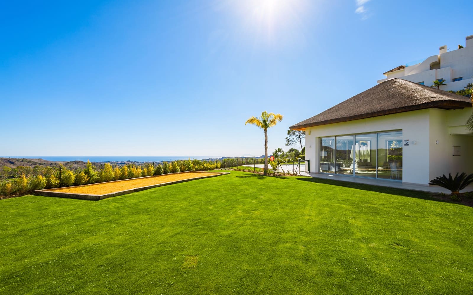 4 quarto Penthouse para venda em Benahavis com piscina - 1 400 000 € (Ref: 9594798)