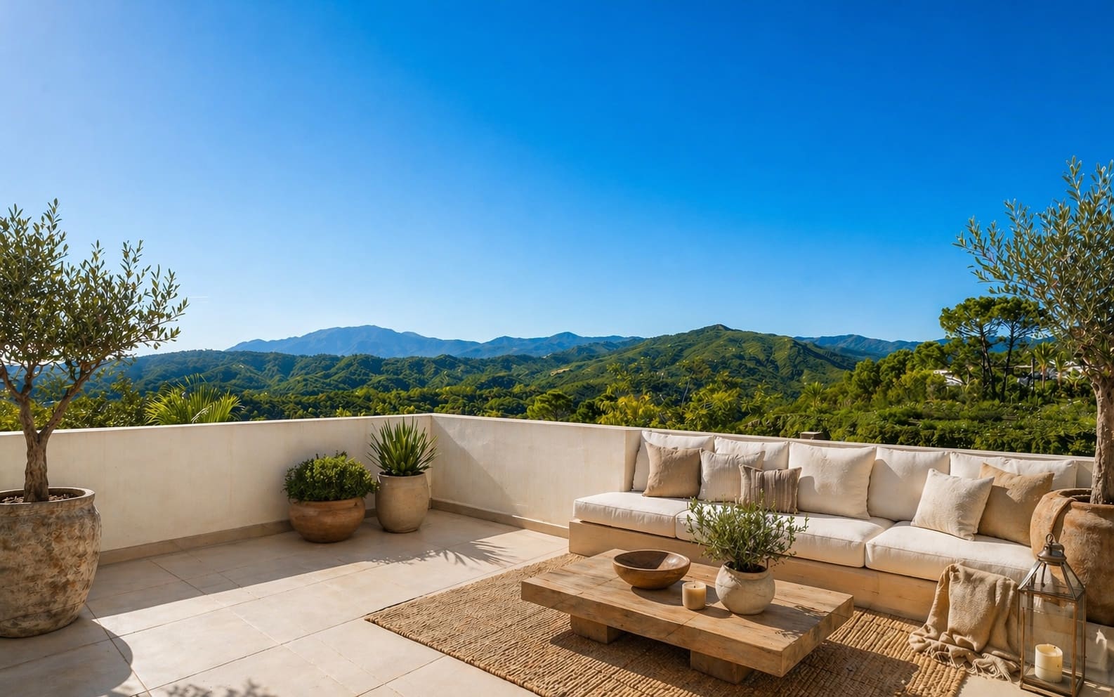 4 bedroom Penthouse for sale in Benahavis with pool garage - € 1,400,000 (Ref: 9594798)