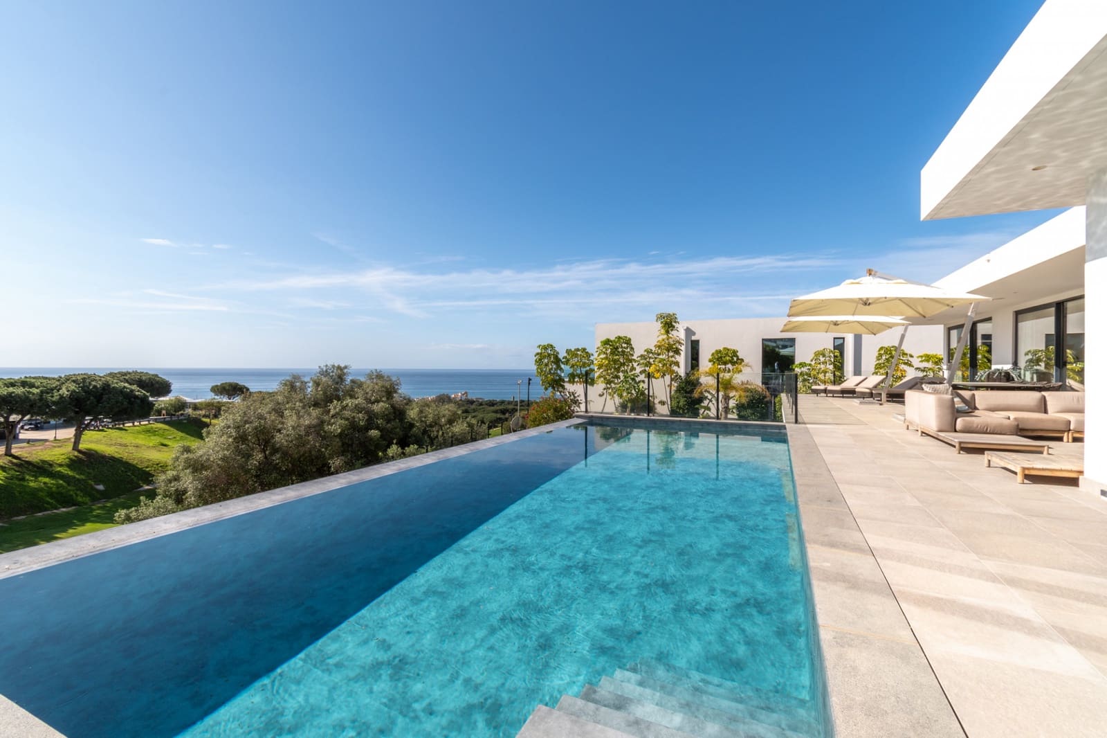 5 soveværelse Villa til salg i Marbella med swimmingpool garage - € 3.950.000 (Ref: 9611186)