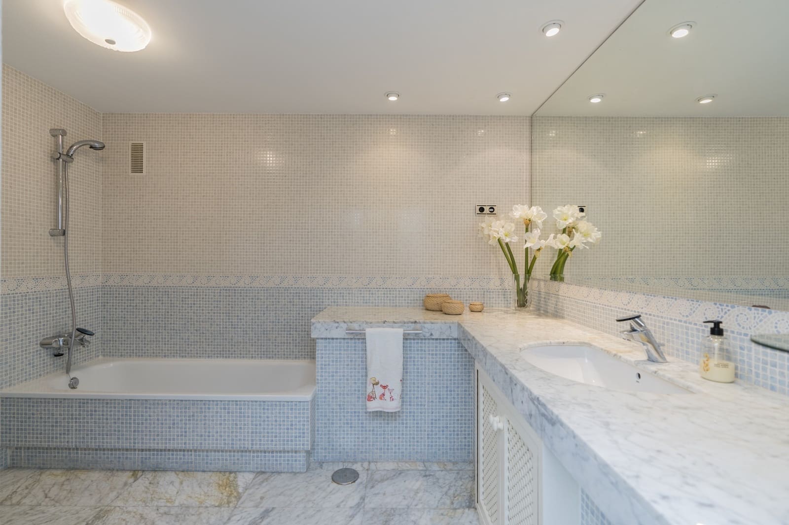 9 slaapkamer Villa te koop in Rincon de la Victoria met zwembad garage - € 2.450.000 (Ref: 9615228)