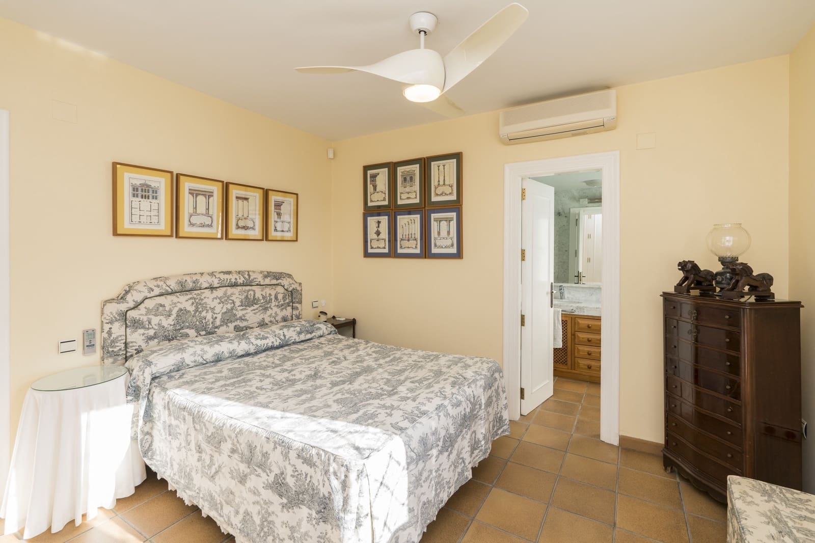 9 bedroom Villa for sale in Rincon de la Victoria with pool garage - € 2,450,000 (Ref: 9615228)