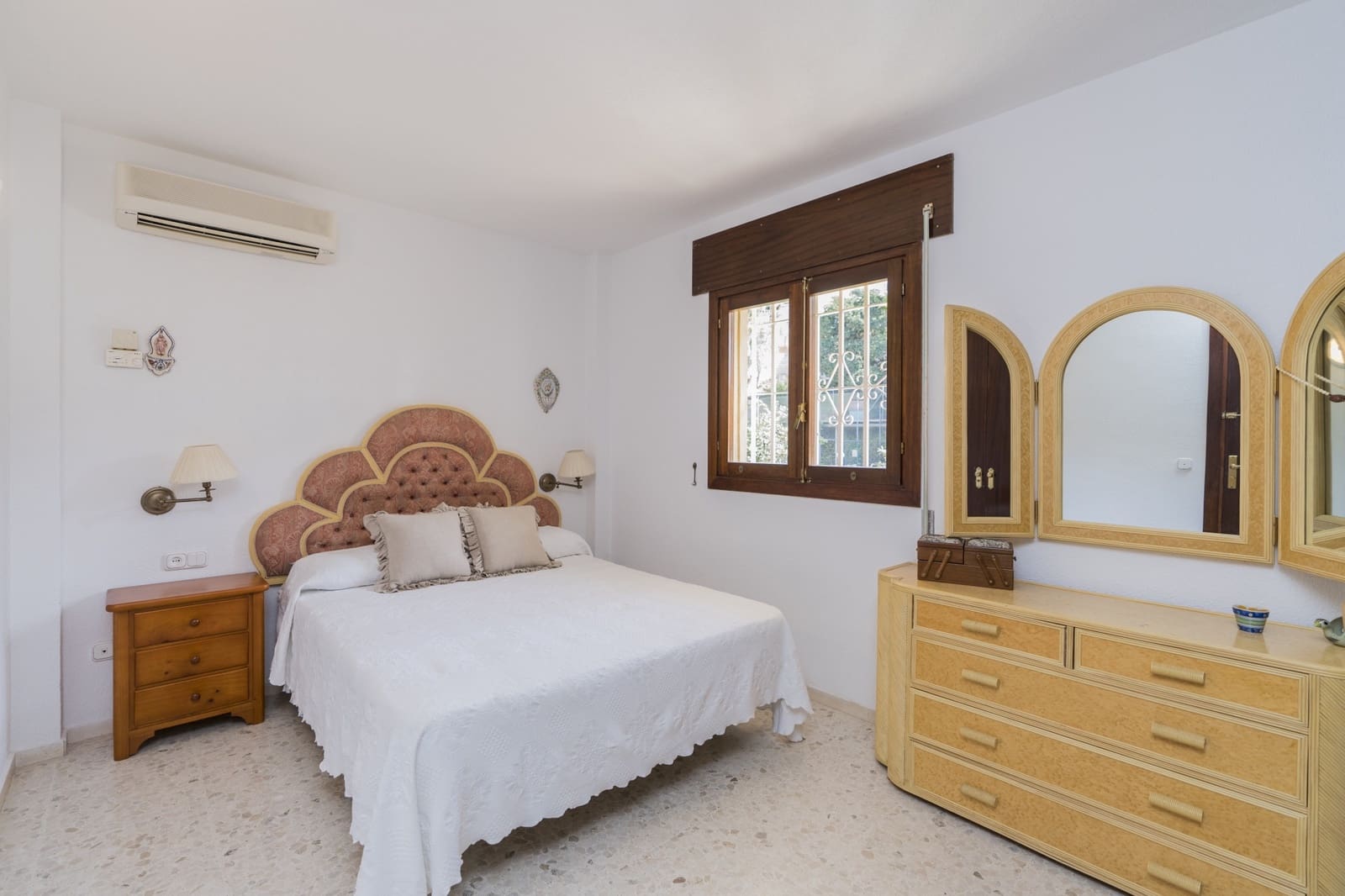 9 bedroom Villa for sale in Rincon de la Victoria with pool garage - € 2,450,000 (Ref: 9615228)