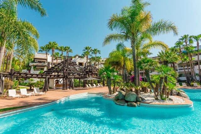 1 bedroom Apartment for sale in Marbella with pool garage - € 2,175,000 (Ref: 9615232)