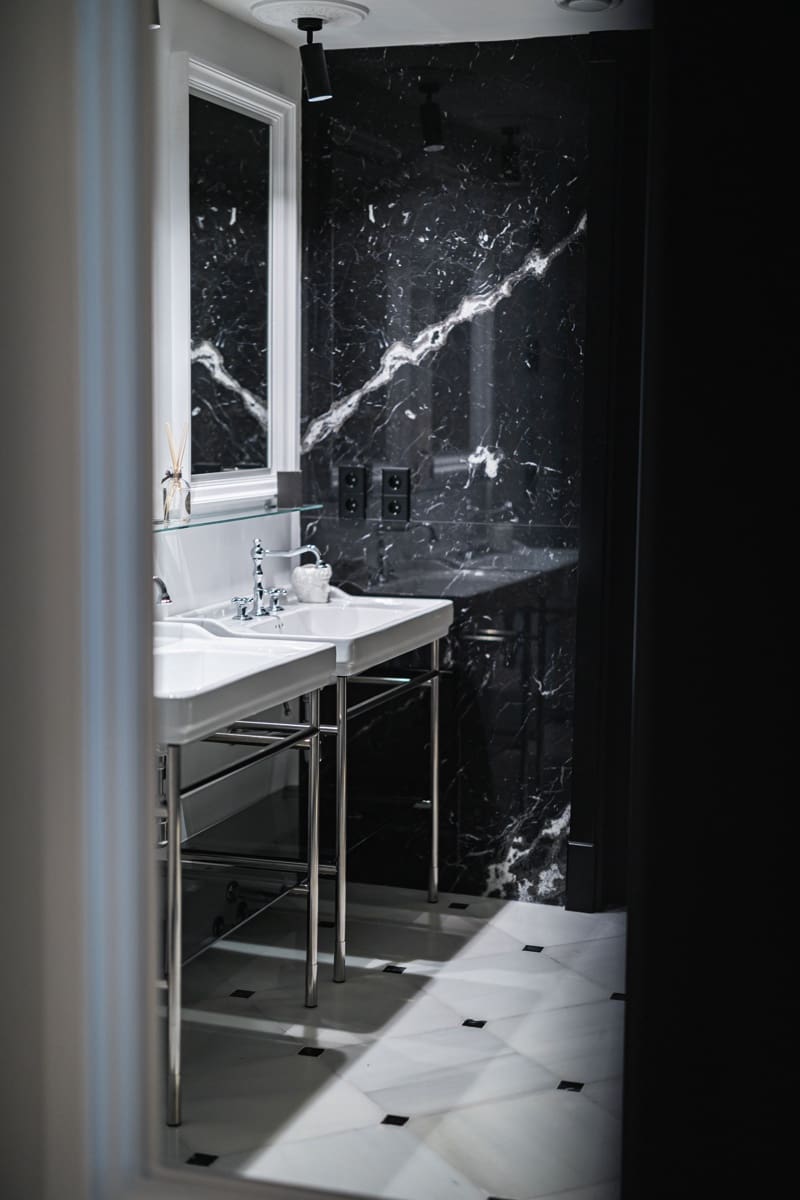 1 bedroom Apartment for sale in Marbella with pool garage - € 2,175,000 (Ref: 9615232)