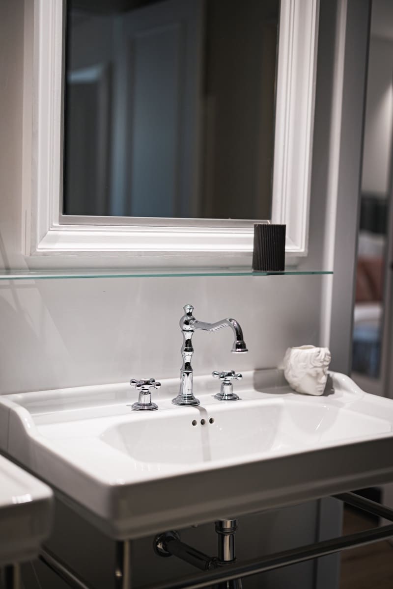 1 bedroom Apartment for sale in Marbella with pool garage - € 2,175,000 (Ref: 9615232)