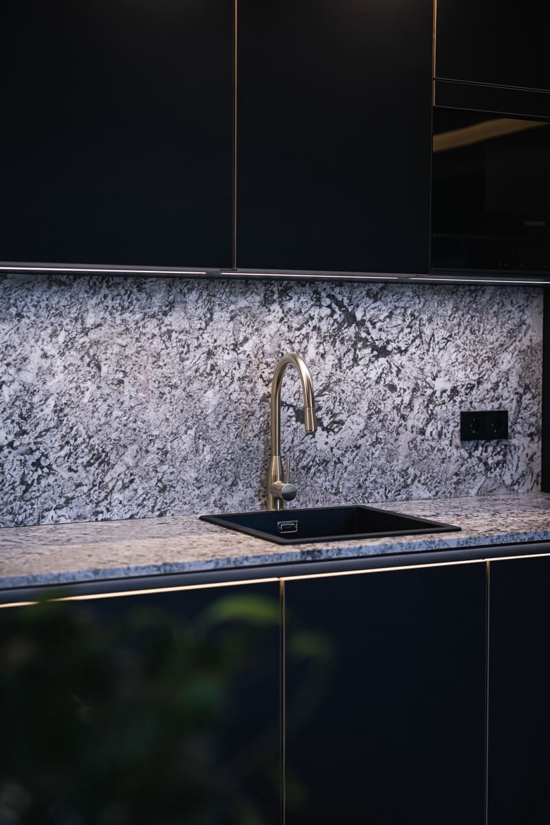 1 bedroom Apartment for sale in Marbella with pool garage - € 2,175,000 (Ref: 9615232)