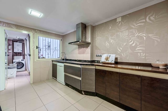 4 makuuhuone Huoneisto myytävänä paikassa Málaga kaupunki mukana 
autotalli - 895 000 € (Ref: 9615239)