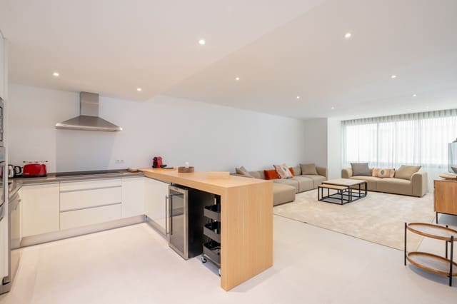 3 soverom Leilighet til salgs i Marbella med svømmebasseng garasje - € 850 000 (Ref: 9615241)