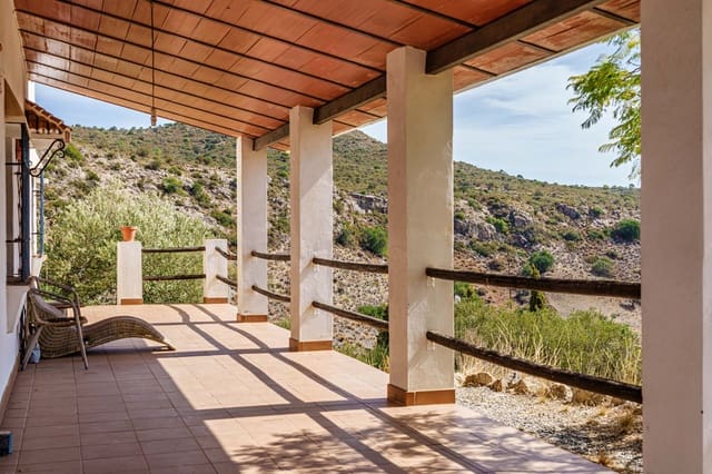 2 makuuhuone Huoneisto myytävänä paikassa Málaga kaupunki mukana uima-altaan 
autotalli - 770 000 € (Ref: 9615242)