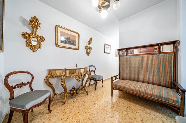 4 sypialnia Apartament na sprzedaż w La Malagueta, Miasto Málaga - 699 000 € (Ref: 9615243)