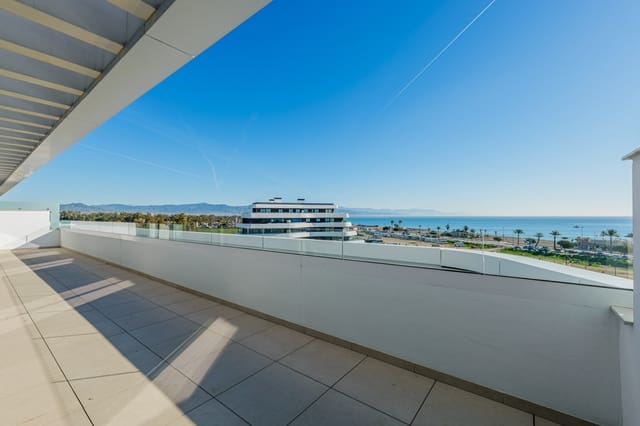 3 sypialnia Penthouse na sprzedaż w Torremolinos z basenem garażem - 1 750 000 € (Ref: 9629782)