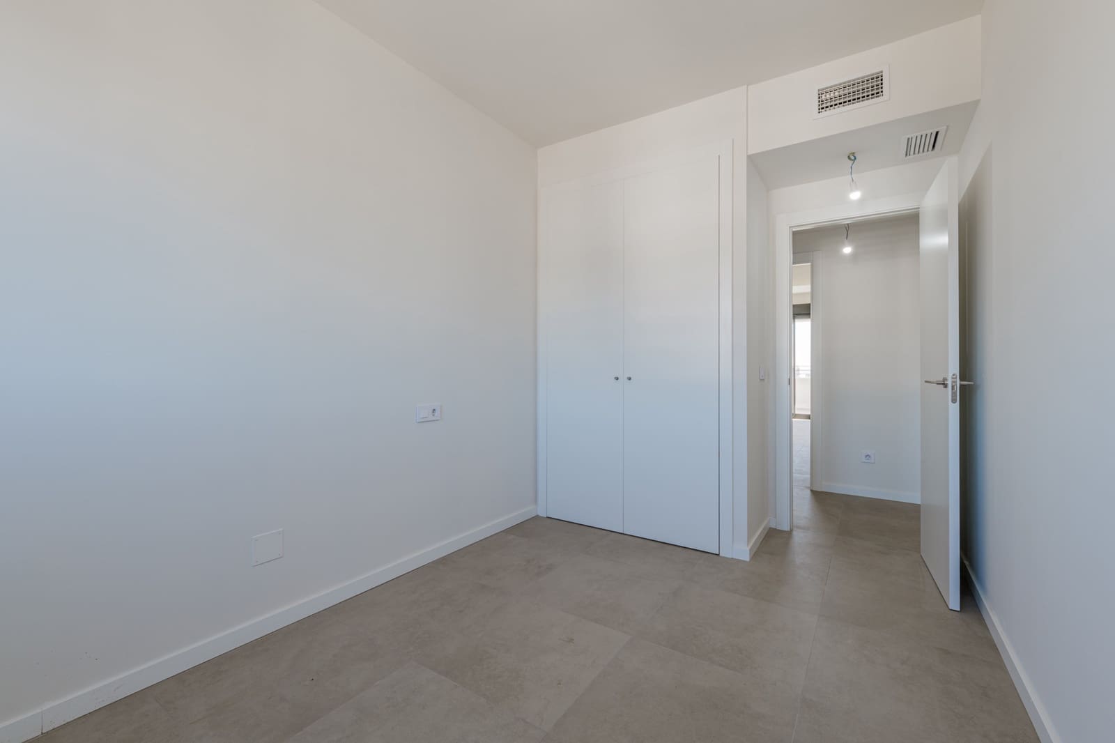 4 sovrum Takvåning till salu i Torremolinos med pool garage - 1 350 000 € (Ref: 9629783)