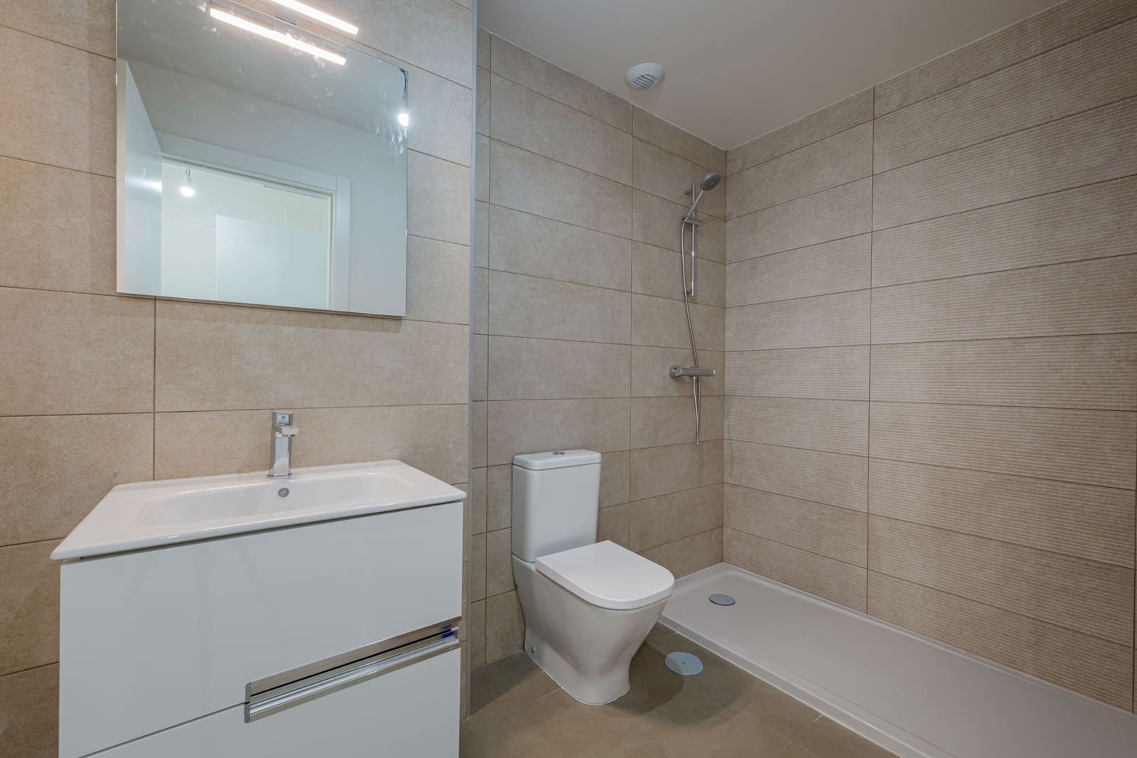 4 sovrum Takvåning till salu i Torremolinos med pool garage - 1 350 000 € (Ref: 9629783)