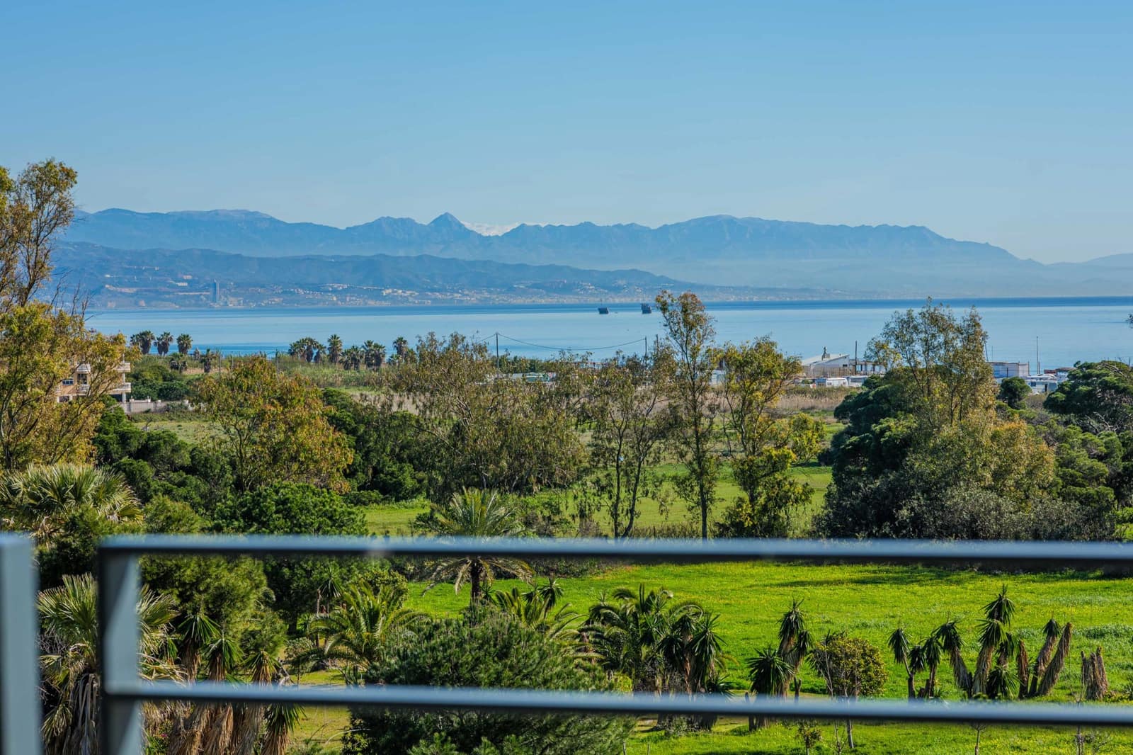 4 sovrum Takvåning till salu i Torremolinos med pool garage - 1 350 000 € (Ref: 9629783)