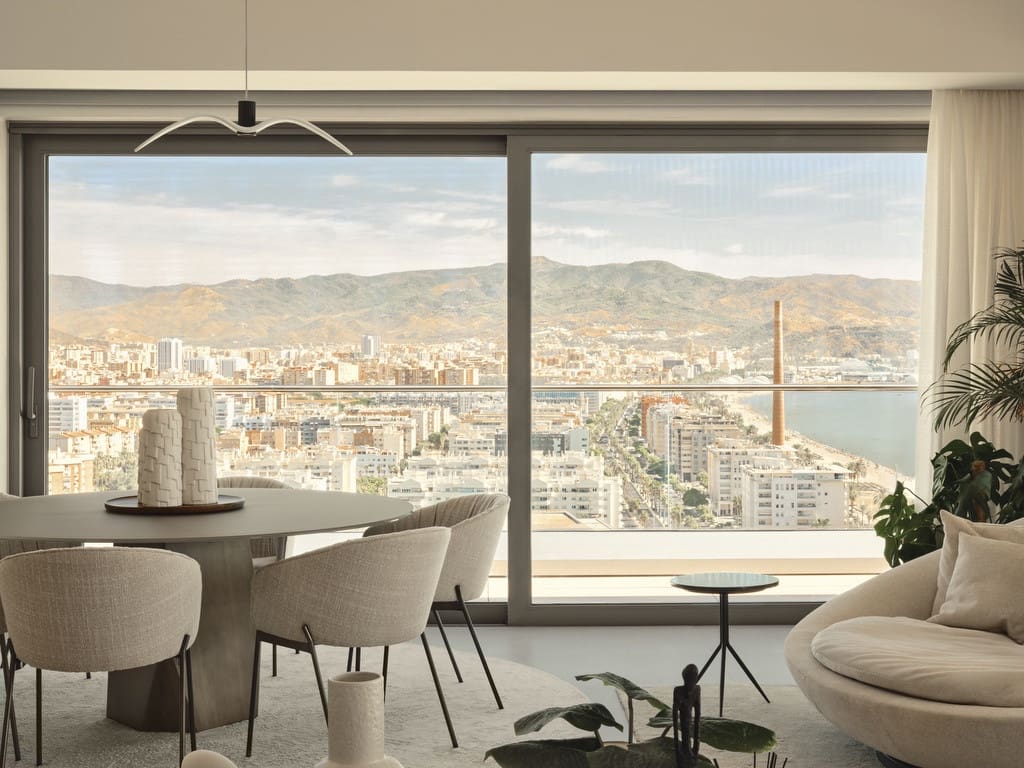 Ático de 4 habitaciones en Málaga ciudad en venta con piscina garaje - 5.942.000 € (Ref: 9637237)