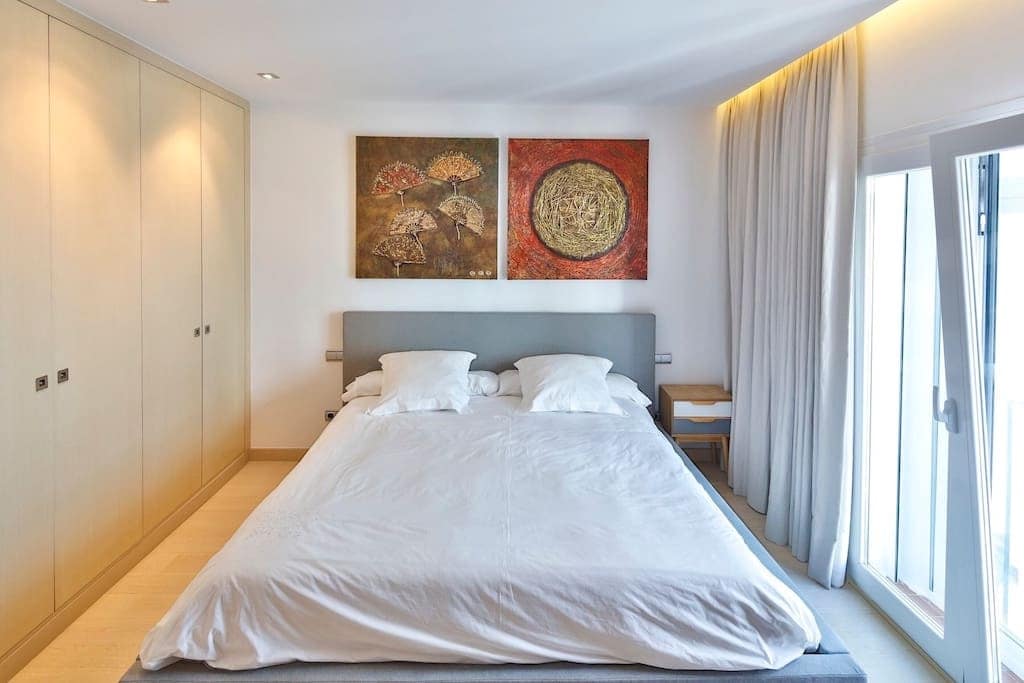 Ático de 2 habitaciones en Puerto Banus en venta - 3.000.000 € (Ref: 9644644)