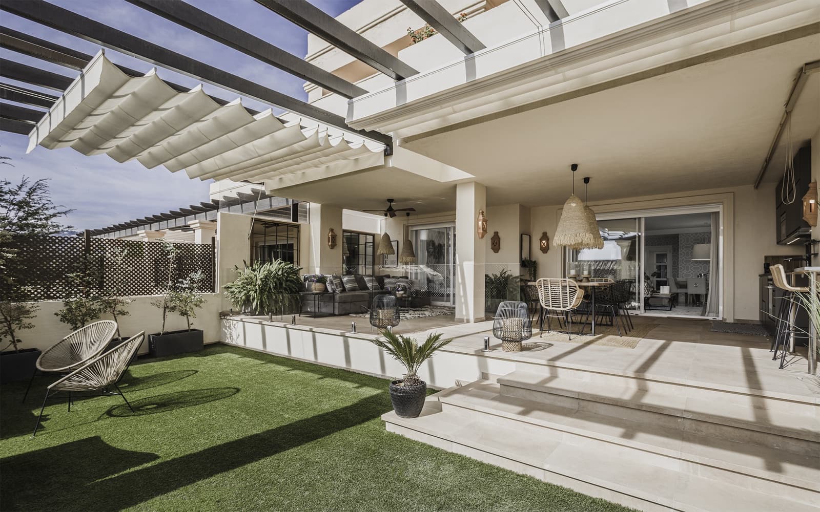 2 soveværelse Lejlighed til salg i Marbella med swimmingpool garage - € 700.000 (Ref: 9647865)