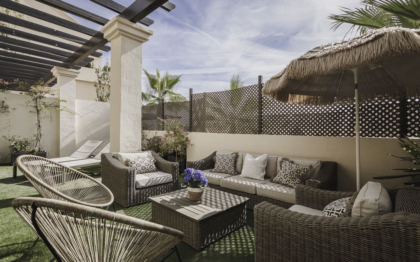 2 soveværelse Lejlighed til salg i Marbella med swimmingpool garage - € 700.000 (Ref: 9647865)