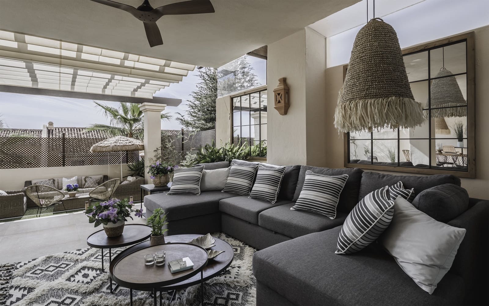 2 soveværelse Lejlighed til salg i Marbella med swimmingpool garage - € 700.000 (Ref: 9647865)