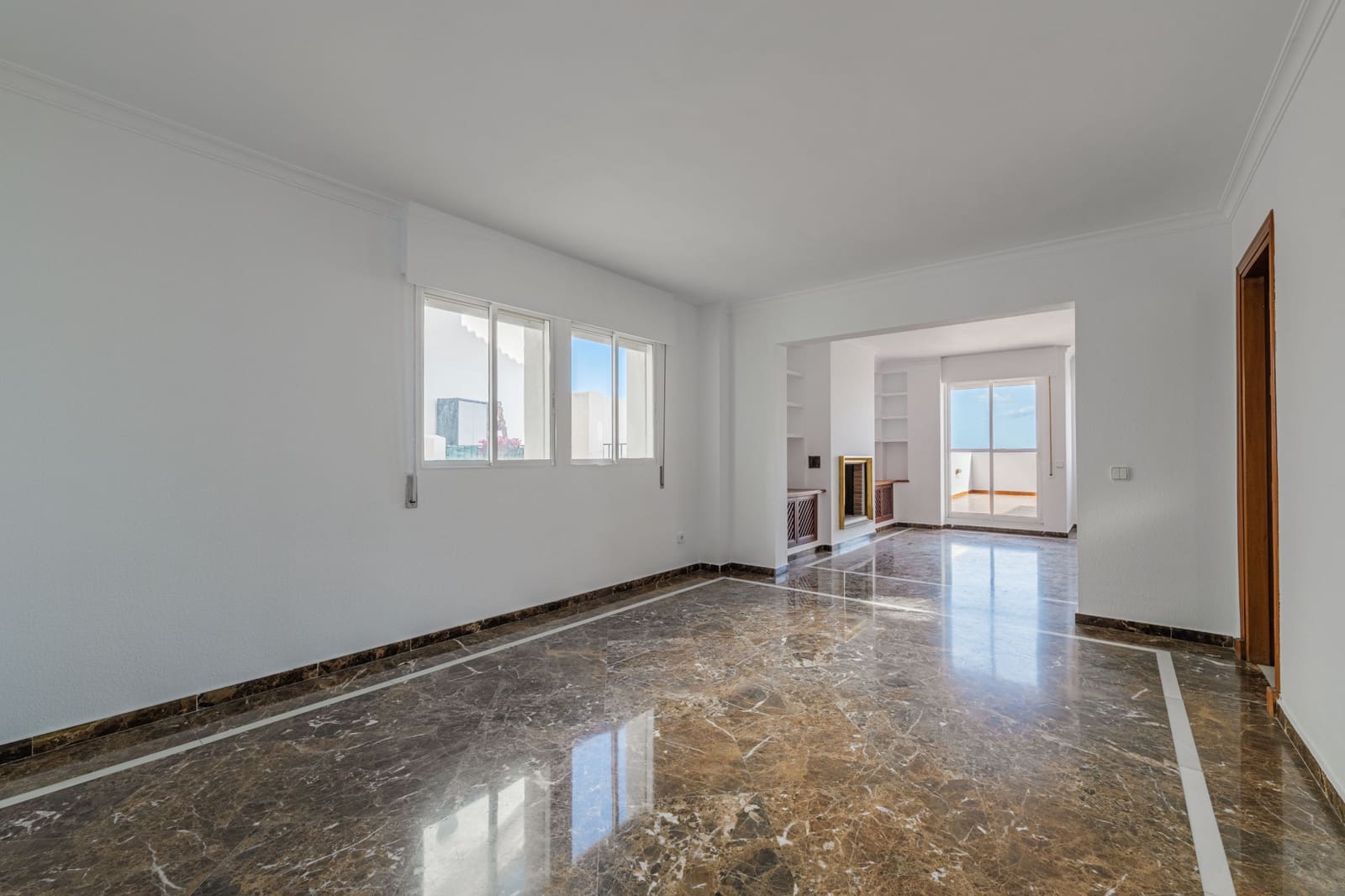 4 soveværelse Penthouse til salg i Malaga by med swimmingpool garage - € 1.090.000 (Ref: 9658468)