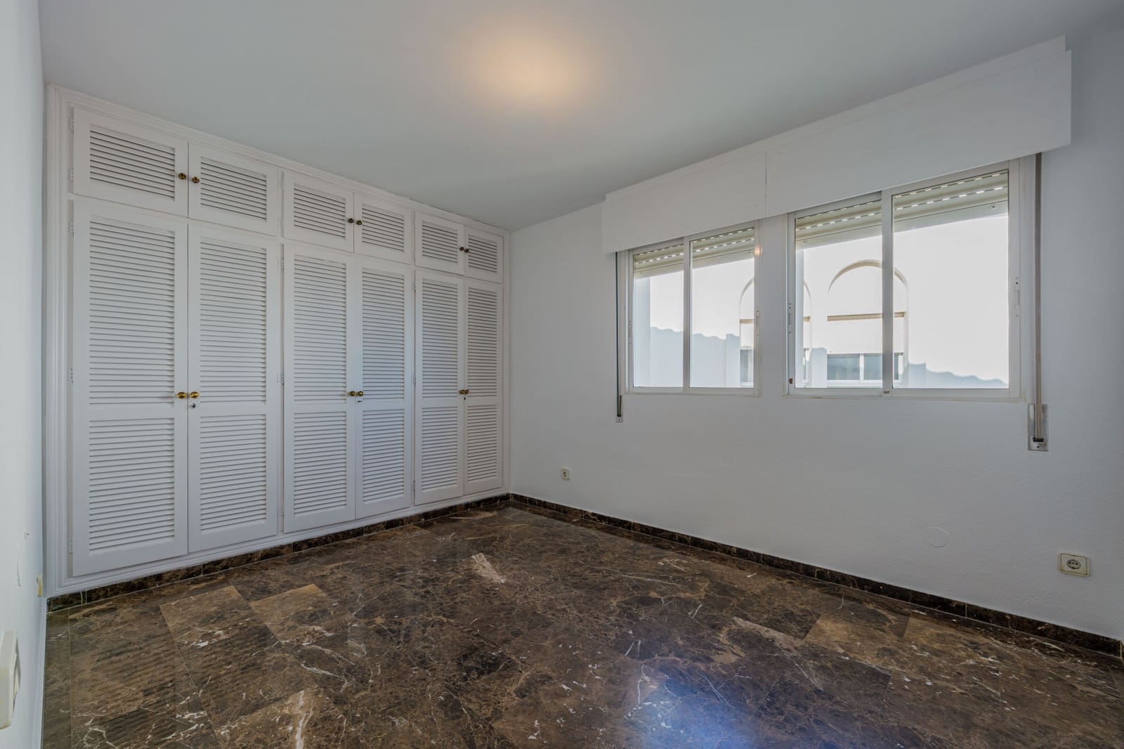 4 soveværelse Penthouse til salg i Malaga by med swimmingpool garage - € 1.090.000 (Ref: 9658468)