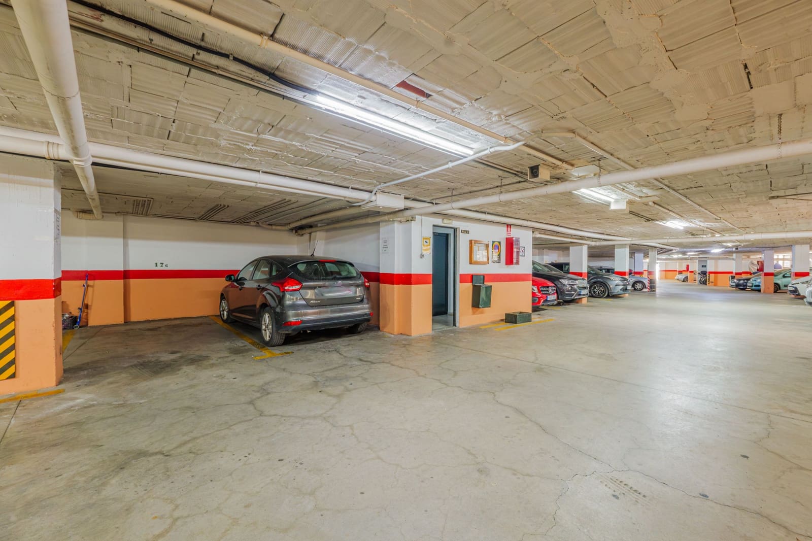 4 soveværelse Penthouse til salg i Malaga by med swimmingpool garage - € 1.090.000 (Ref: 9658468)