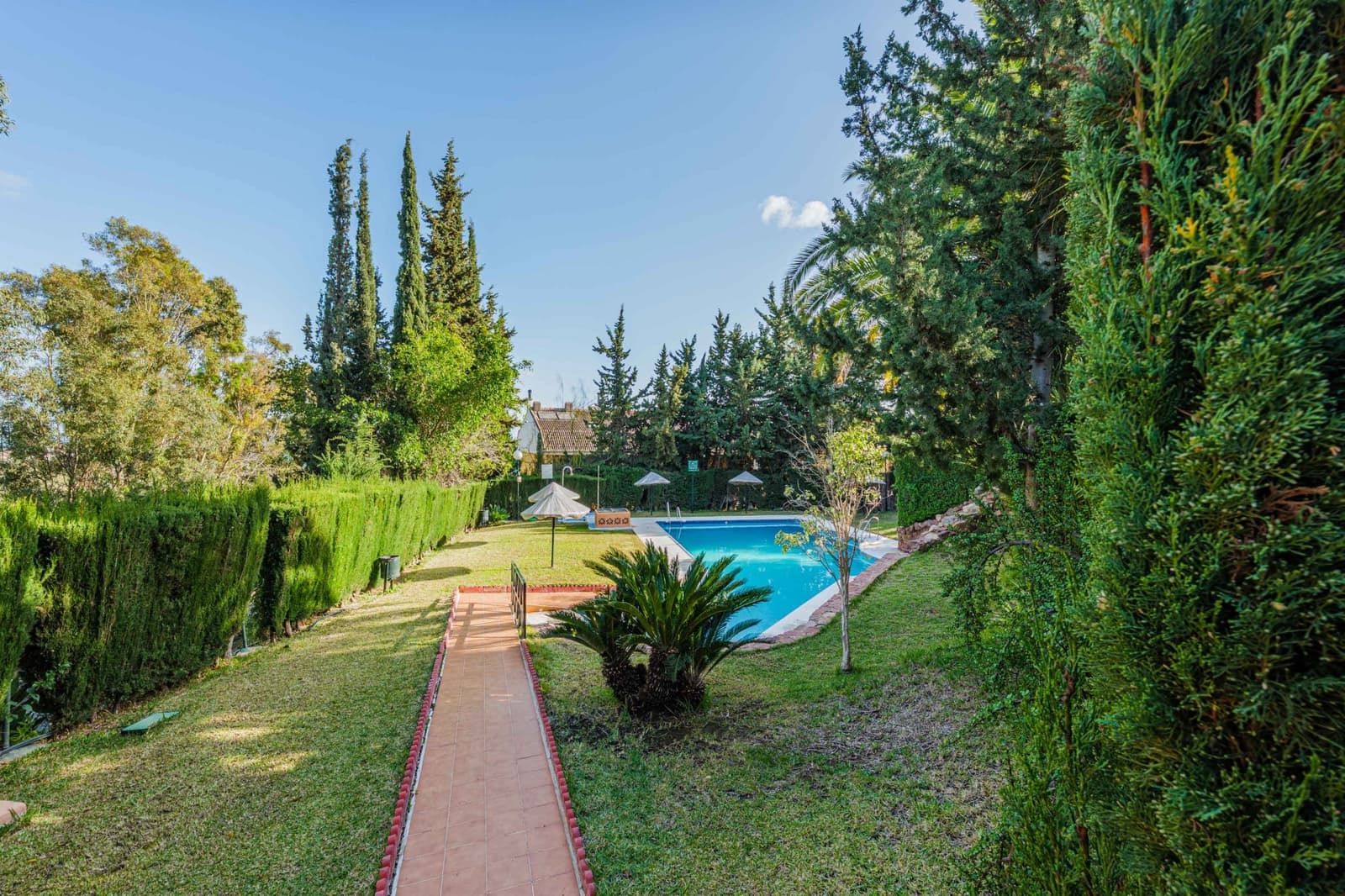 4 soveværelse Penthouse til salg i Malaga by med swimmingpool garage - € 1.090.000 (Ref: 9658468)