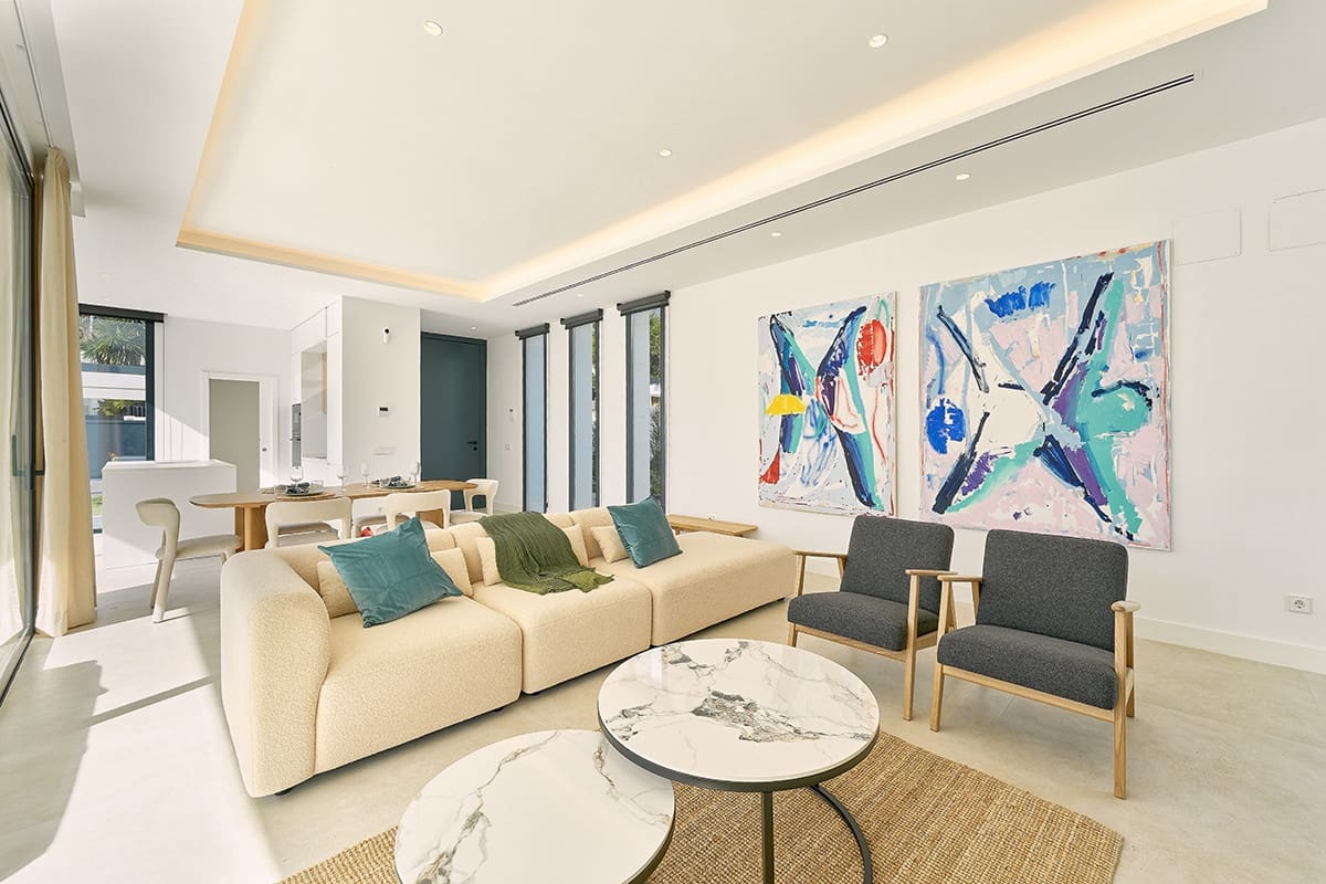 4 Zimmer Villa zu verkaufen in Estepona mit Pool Garage - 2.100.000 € (Ref: 9666138)