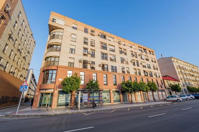 3 sovrum Takvåning till salu i Málaga stad med garage - 365 000 € (Ref: 9673967)